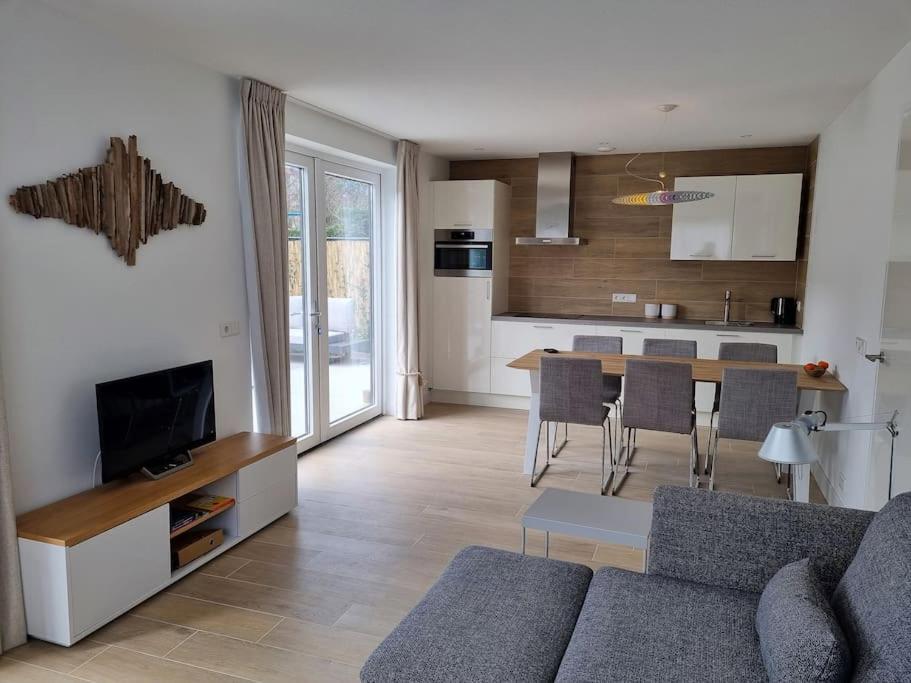 Vakantiewoning 1 Aan Zee, 400 Meter Van Het Strand Zoutelande Ngoại thất bức ảnh